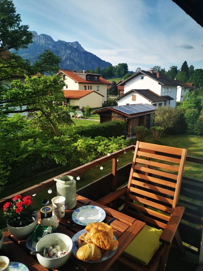 Ludwigslust - Ferienappartement Mit Bergblick シュヴァンガウ エクステリア 写真